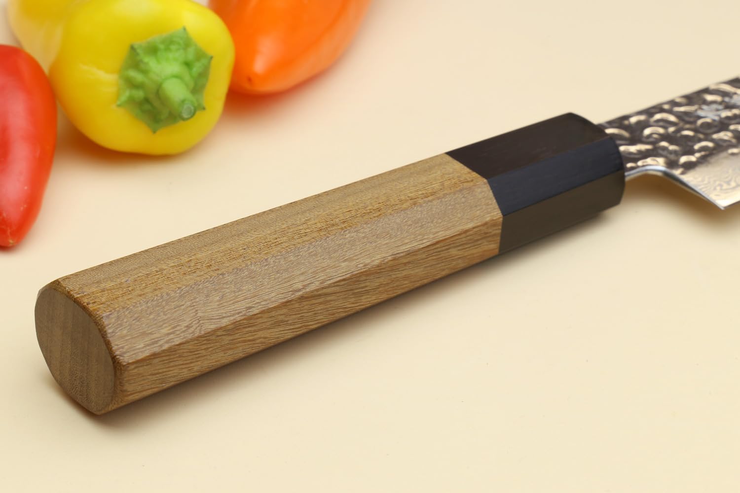 Yoshihiro VG10 46 Layers Hammered Damascus Sujihiki Japanese Slicer Knife (9.5" (240mm) Ambrosia Handle) - Imagen 7